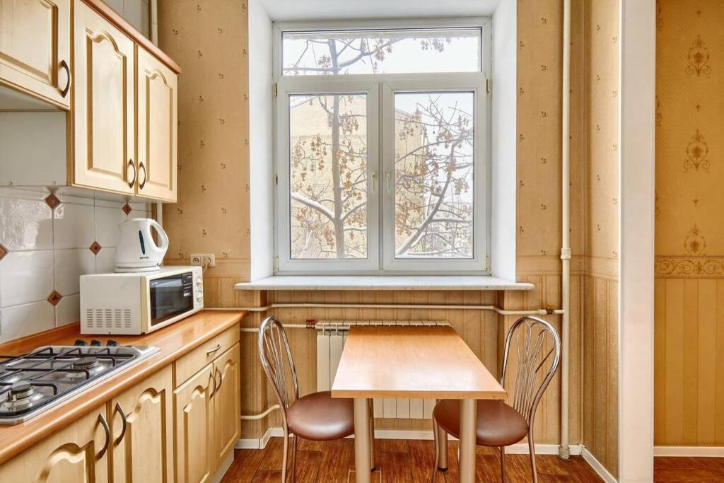 Apartment Near Bessarabsky Square Киев Екстериор снимка